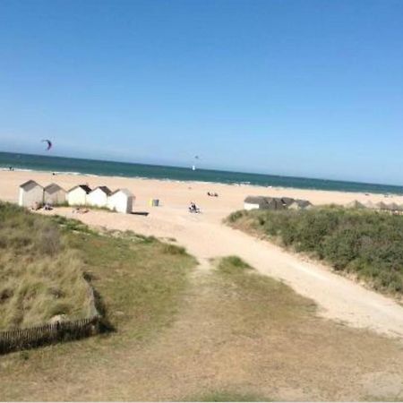 Le Riva Plage Appartement Ouistreham Exteriör bild