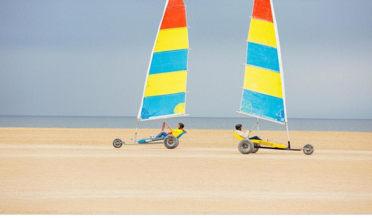 Le Riva Plage Appartement Ouistreham Exteriör bild